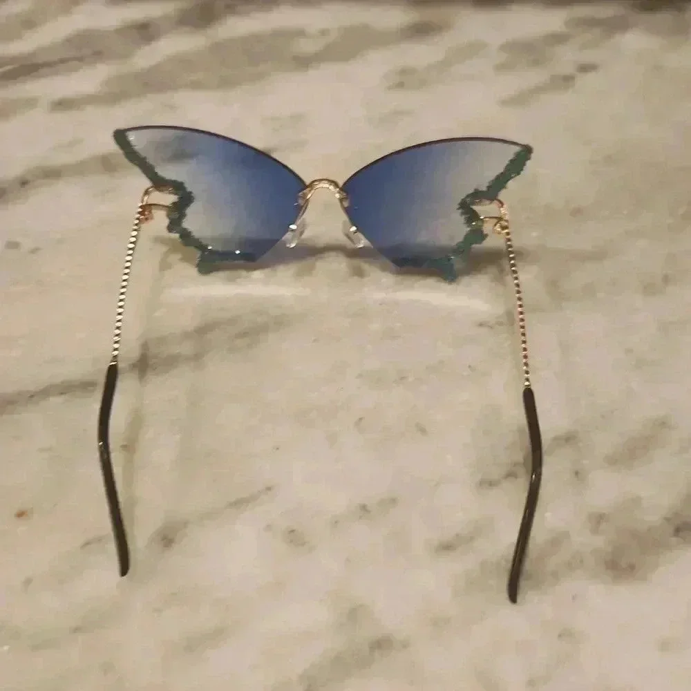 Butterfly sunglasses with stones new